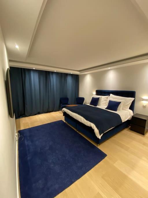 Luxueux Aux Eaux-vives Apartamento *